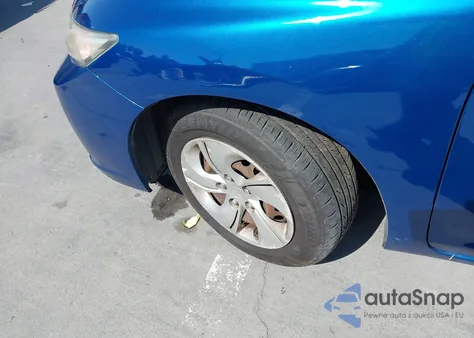 2015 Honda Civic Lx z USA, uszkodzony, nr VIN 19XFB2F5XFE263809